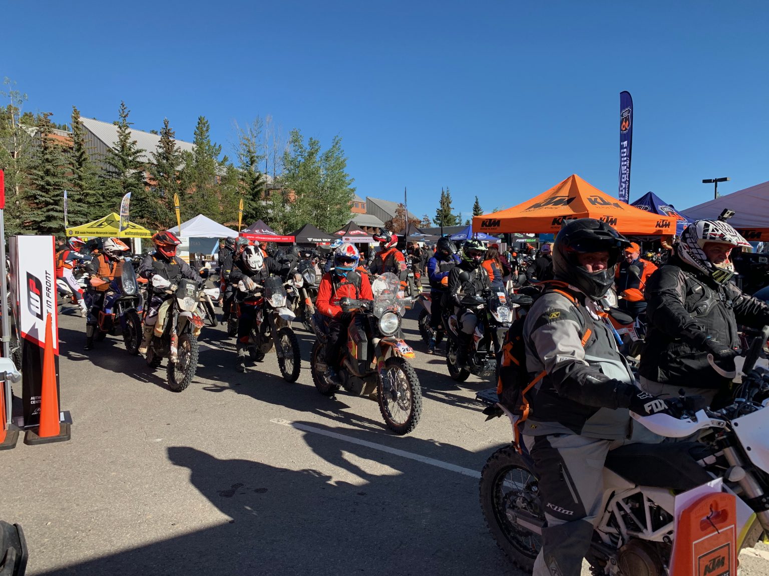 2 The Border – Motorcycle Rally